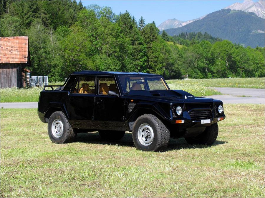  Lamborghini LM002 1986 года  (фото 16 из 35)